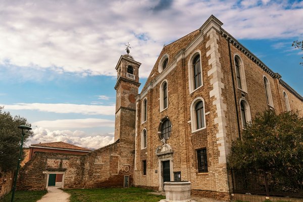 Où apprendre les techniques de soufflage de verre à Murano, Italie?